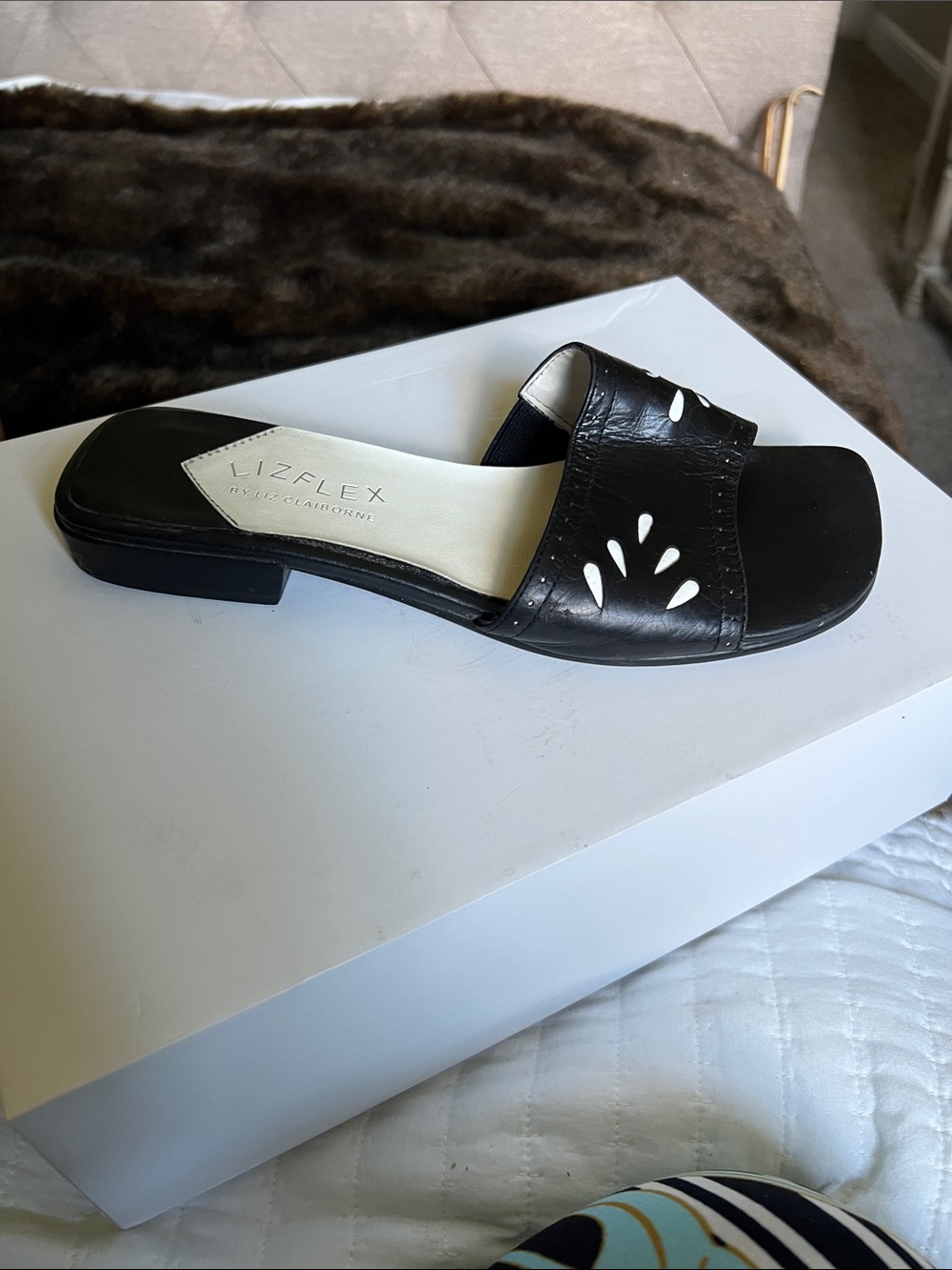 Lizflex Black Slide Mule with White Cutout Accents
